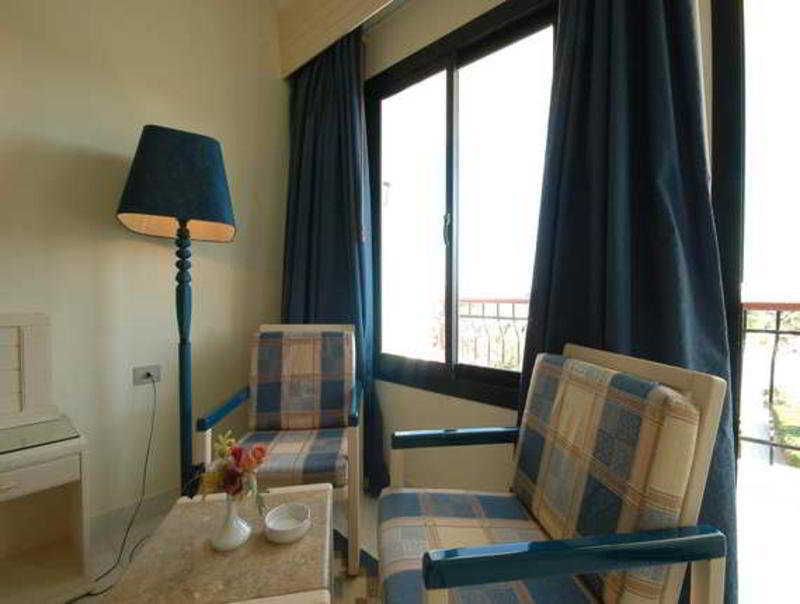 Holiday Inn Safaga Palace Hurghada Exterior photo